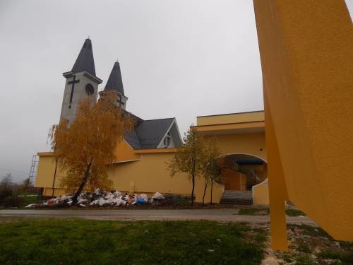 Samostanska franjevačka crkva na Petrićevcu u Banja Luci