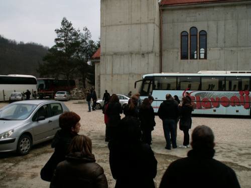 Šurkovac 20.03.2011. Hodočasnici iz Zagreba, Splita, Kaštela, Mostara, Sinja, Osijeka, Županje