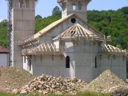 Crkva će uskoro biti pod krovom