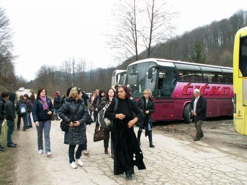 Šurkovac 20.03.2011. Hodočasnici iz Zagreba, Splita, Kaštela, Mostara, Sinja, Osijeka, Županje