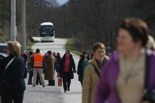 SUDIONICI IGNACIJANSKIH DUHOVNI VJEZBI U SURKOVCU