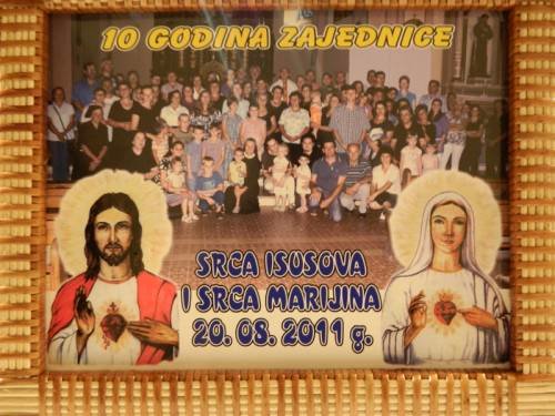 MOLITVENA ZAJEDNICA DVA SRCA IZ TOLISE KOJU JE FRA IVO OSNOVAO 2001. GODINE