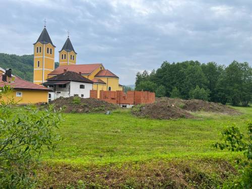 Radovi na župnoj kući u tijeku (05.06.2023.)